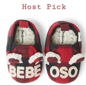 Dearfoams BEBE OSO plaid newborn slippers